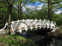 Neubau der Bogenbrücke im Schlosspark Eutin 